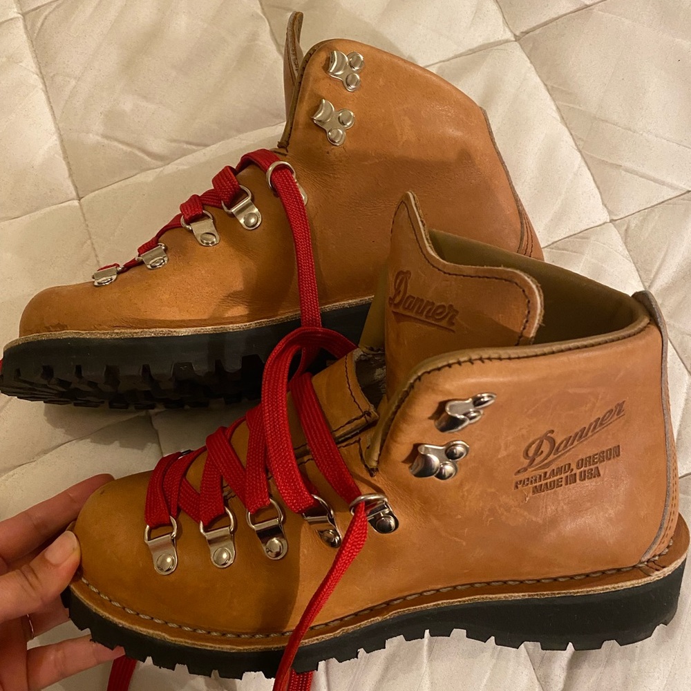 Danner mountain cascade light, size 6.5